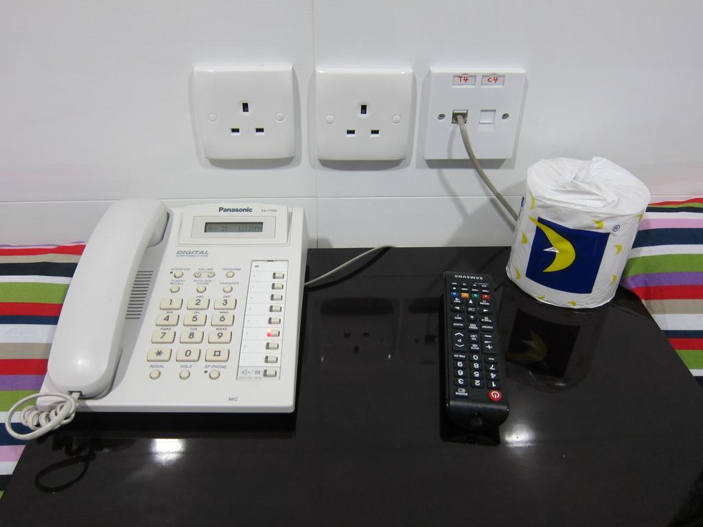 Delta Lounge Hotel Hong Kong Bagian luar foto